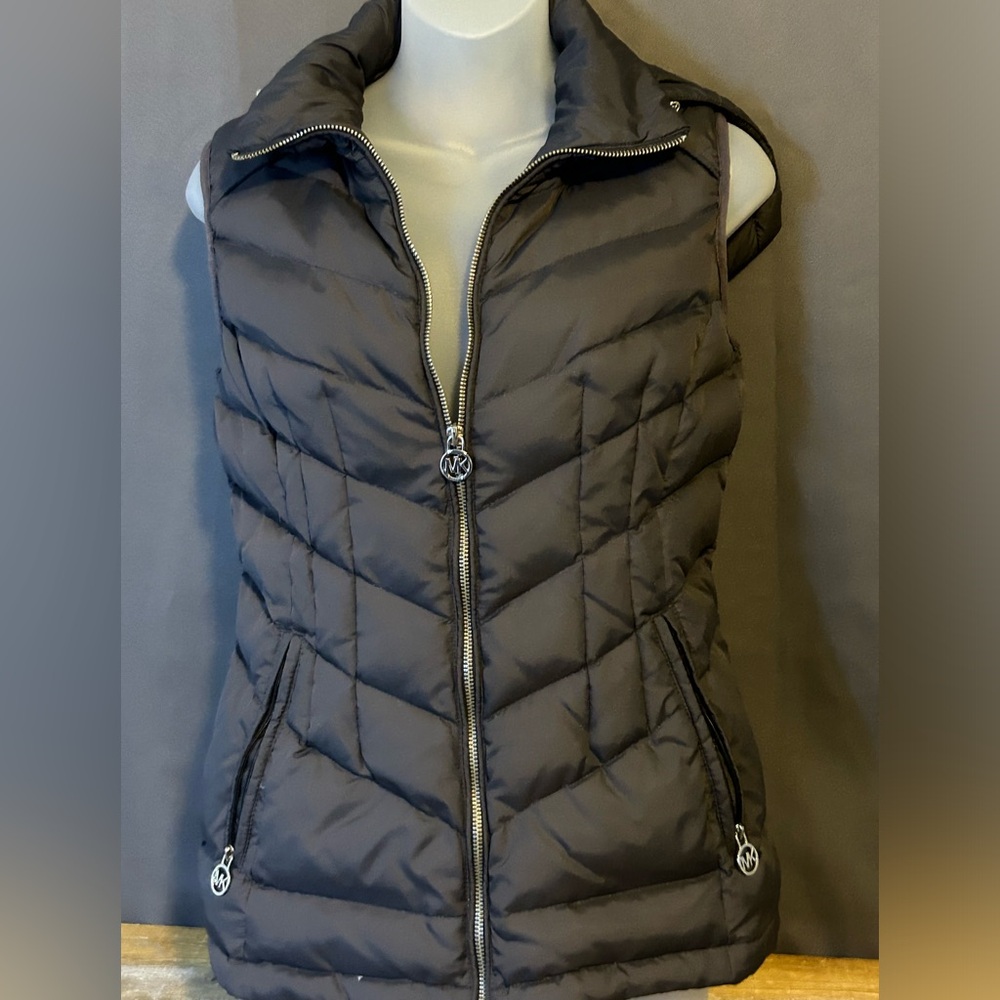 Michael Kors Woman XS Dark Gray Down Puffer Hood Silver Zip Winter Snow Vest